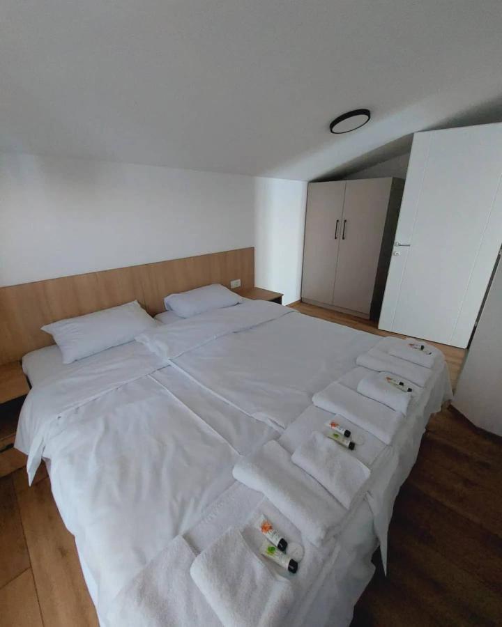 Nautica Apartments&Studios เปสตานิ ภายนอก รูปภาพ