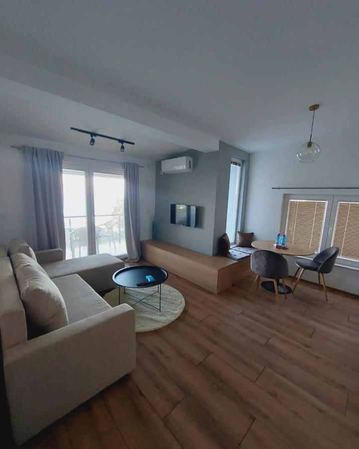 Nautica Apartments&Studios เปสตานิ ภายนอก รูปภาพ